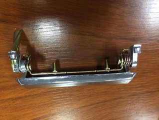 MANIJA PUERTA DER NISSAN 720 86