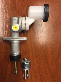 BOMBA EMBRAGUE MITSUBISHI MONTERO 92 (5/8