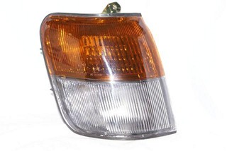 FAROL DEL DER MITSUBISHI MONTERO 92