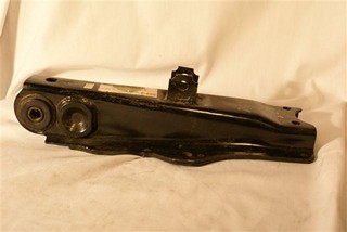 BASTIDOR INF IZQ ISUZU KB 89 (2WD)---