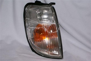 FAROL DEL DER NISSAN D22 98 DEPO