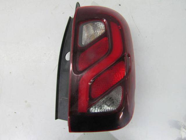 FAROL TRA DER RENAULT DUSTER 16