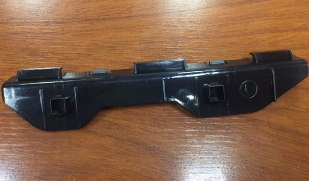 SOPORTE PARAG TRA IZQ TOYOTA COROLLA 03