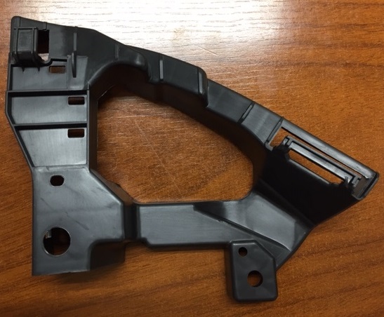 SOPORTE SEMIOPTICA DER HONDA HRV 16 (PLAS)