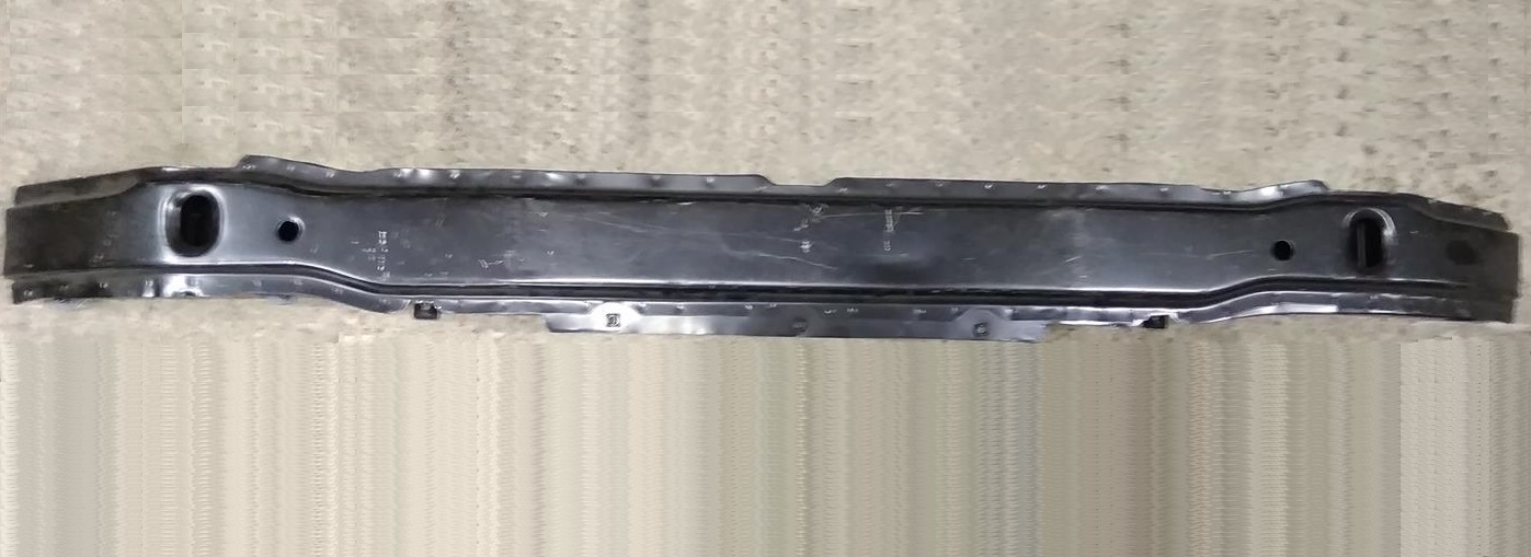 REFUERZO PARAG DEL MITSUBISHI COLT 97