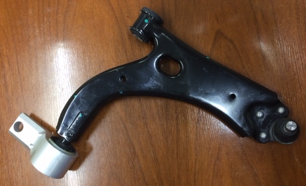 BASTIDOR INF DER FORD FIESTA 04 (C/ROTULA) AYD
