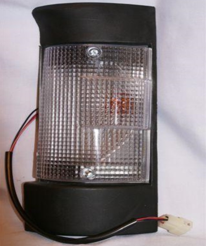 FAROL DEL DER HYUNDAI MIGHTY (CUADRADO) (K)