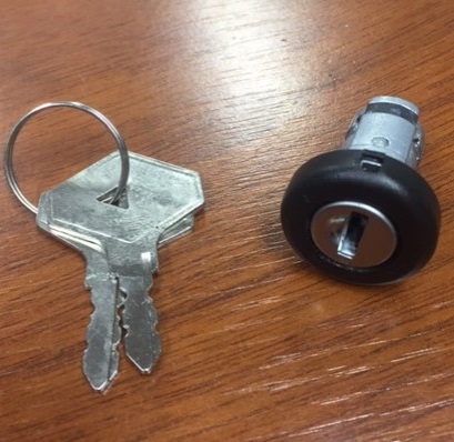 CILINDRO PUERTA DER/IZQ RENAULT TRAFIC