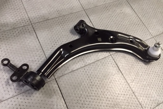 BASTIDOR INF DER NISSAN SENTRA B15 00 GSP
