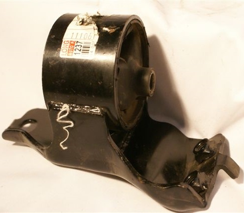 SOPORTE MOTOR DEL IZQ TOYOTA CORONA 2.0 D