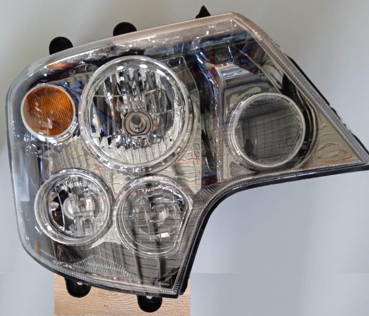 SEMIOPTICA DER HOWO T5G