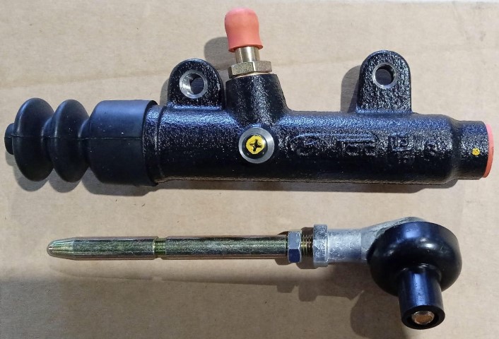 BOMBA EMBRAGUE HYUNDAI HD170 13/16