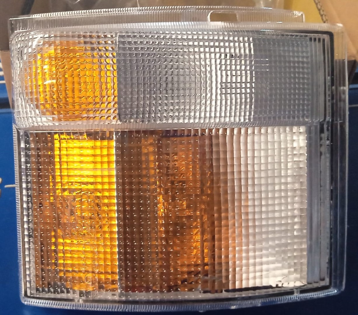 FAROL DEL DER SCANIA R360-P380-G420 DEPO