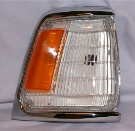 FAROL DEL DER TOYOTA HILUX 91 (CRO) DEPO